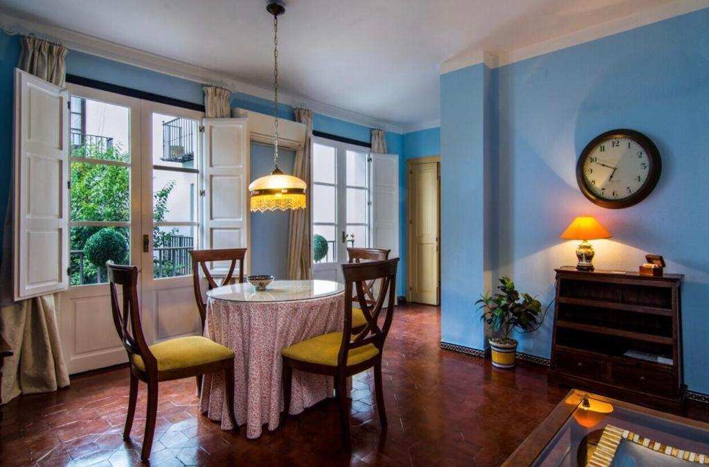 Apartamento En Un Dormitorio En Plaza Alfaro 塞维利亚 外观 照片